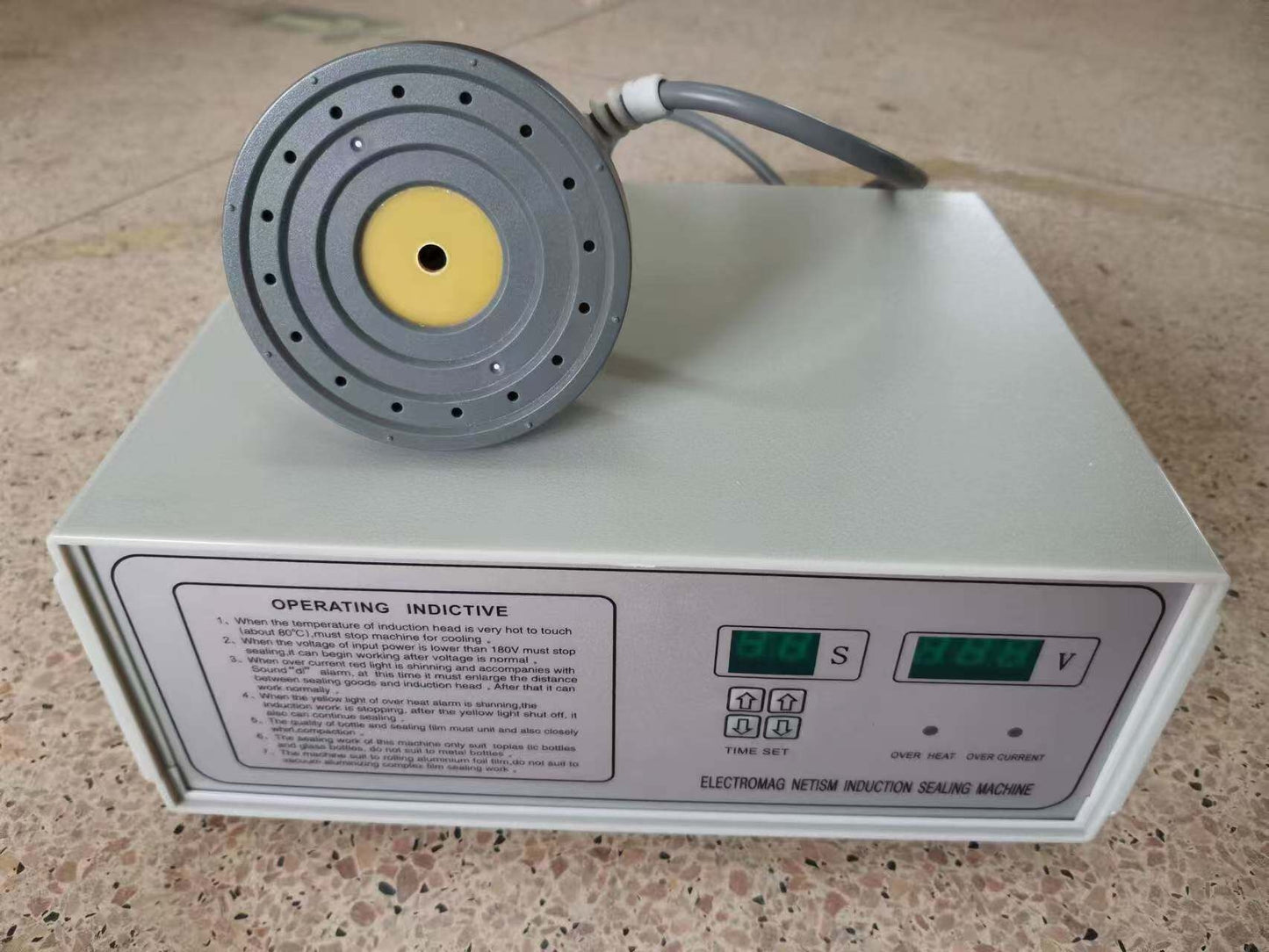 Handheld Induction Sealer for Foil Liners
