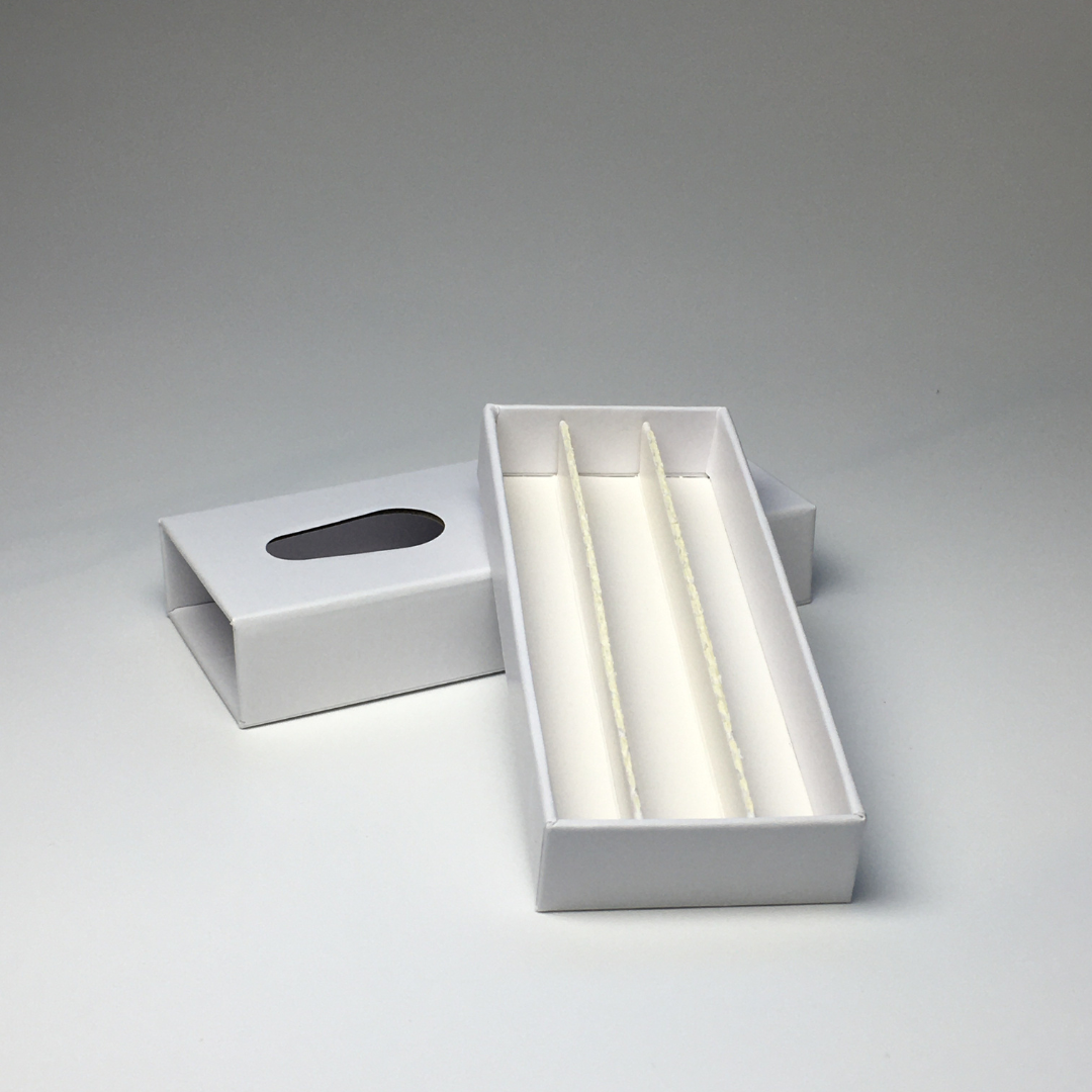 Cardboard Push-Pack for 3 Prerolls (White with Dividers)