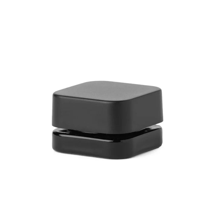 5mL black opaque concentrate jar with child-resistant cap for cannabis extracts