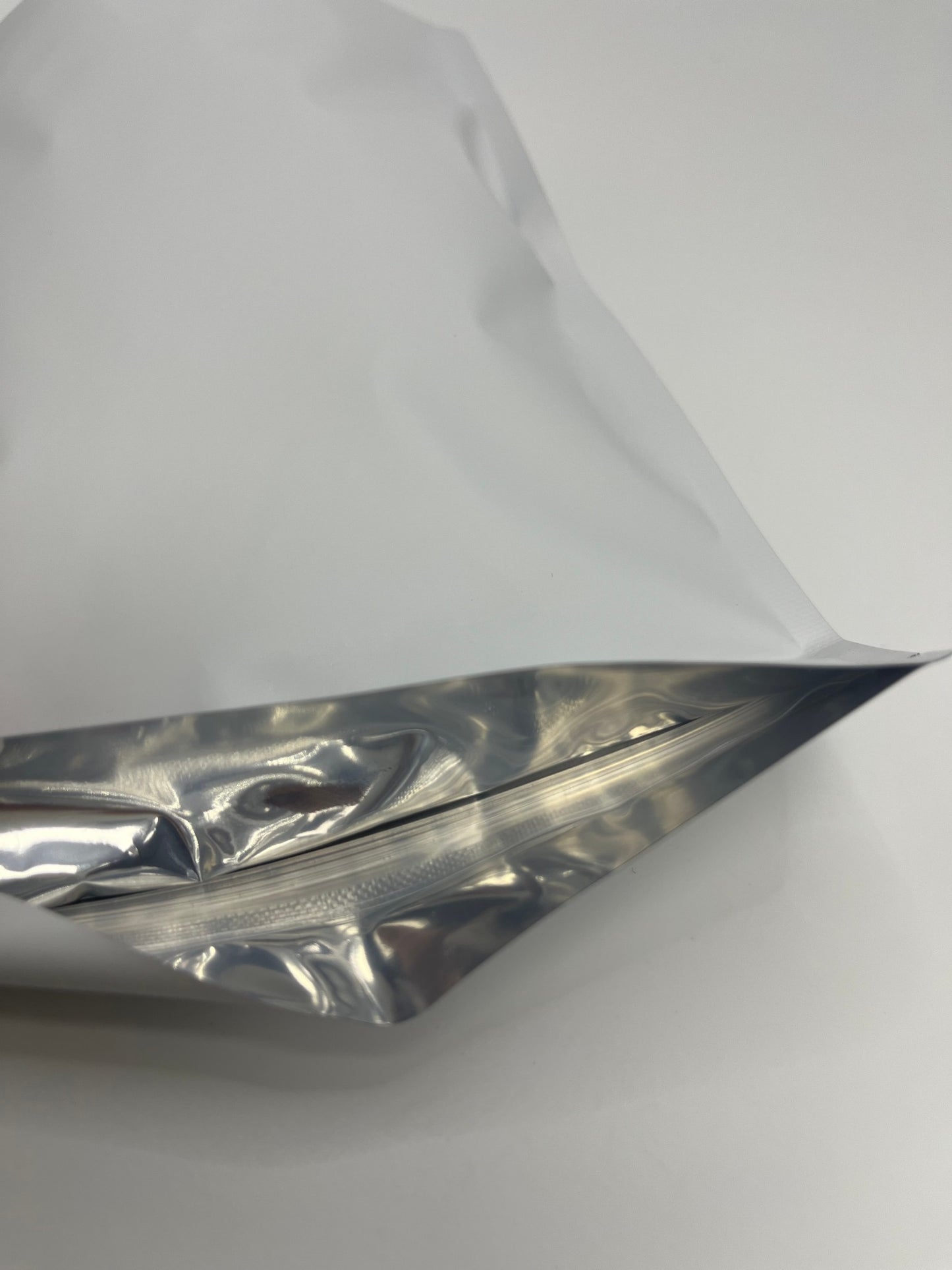 ½ oz Child-Resistant Stand-Up PCR Pouch